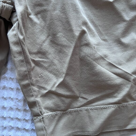 Faherty Men's Khaki Shorts - Picture 6 of 7